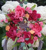 Ajtódísz ajtókopogtató , virágos koszorú