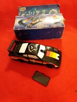 Régi elemes Lambiorghini USA IDEAL Toy kisautó BENZINES nem tesztelt játék dobozával a képek szerint