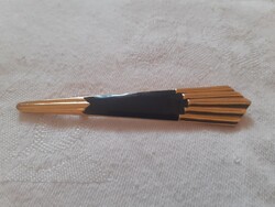 Art deco stílusú bross