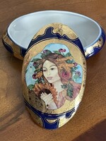 Faragó Miklós tervezte „Négy évszak: Nyár” dekorációval hollóházi porcelán bonbonier