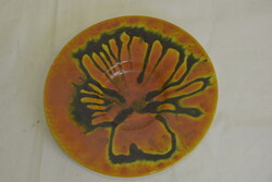 Folyatott mázas kerámia dísztányér A276