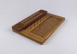 1W273 carved baksay wall key holder