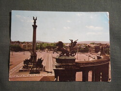 Képeslap,Budapest,Hősök tere,Millenniumi emlékmű,városi látkép,részlet,1973-