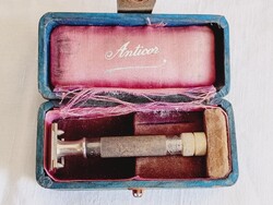 Borotva cserélhető pengés 08 kétélű biztonsági mechanikus Rotbart rövid MOND-EXTRA Anticor
