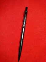 Retro nehéz fém burkolatú ezüstszín golyóstoll a képek szerint