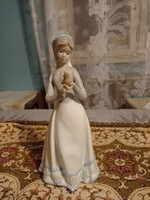 Gyönyörű porcelán lány jelzett 22 cm magas