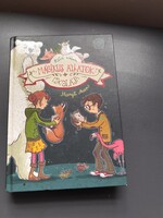 Mágikus állatok iskolája 9. - Kővé válva Margit Auer