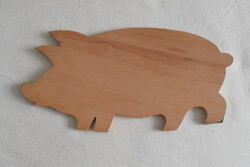 Vágódeszka , malac forma , bükkfa 1 db. 29 x 15,5 x 1 cm szalonnázó felszerelés