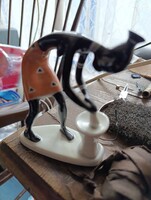 Hollóházi mosó nő porcelán anyagból kézi festésű