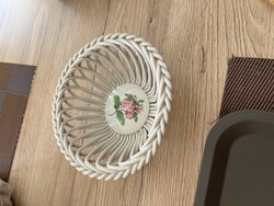 Herendi áttört virágmintás porcelán kosár