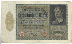 10000 márka 1922 nagy méret 7 jegyű sorszám Alul középen betű nélkül ritkább hátlap Németország 3.