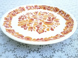 Alföldi népi motivumos porcelán tál , falitányér