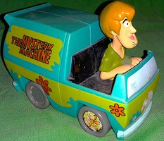 Retro SCOOBY DOO lendkerekes játék autó BOZONT sofőr figurával 14 x 8 cm a képek szerint
