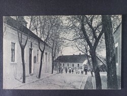 Régi  képeslap Pomáz - Szolgabírói Hivatal és római kath. paplak Groszeibl Gusztáv kiadás
