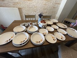 Alföldi porcelán szalagos érkészlet