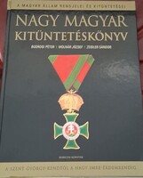 Eladó Nagy Magyar Kitüntetéskönyv