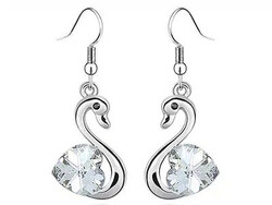 18 KT.-S FEHÉR ARANNYAL GALVANIZÁLT SWAROVSKI KRISTÁLY KÖVES CSODA RAGYOGÓ HATTYÚ A FÉM RÉSZ IS.