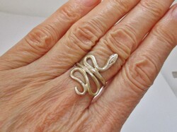 Gyönyörű régi magyar kézműves  kígyó ezüstgyűrű