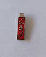 Monamie sampon jelvény