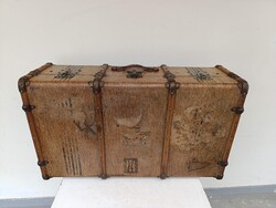 Antique suitcase large clothing wooden leather trunk traveling box costume film theater props 931 3133