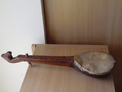 Guszla - guzla népi hangszer fából készült népi vonós hangszer