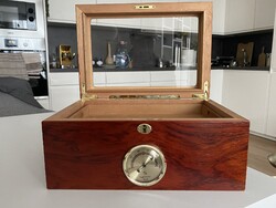 Cédrusfa szivar humidor