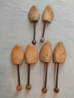 Shoe trees, 3 pairs