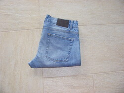 72D idenimi straight fit Férfi farmernadrág  32-es,