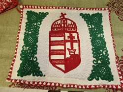 Nagyon szép kalotaszegi nemzeti díszpárnahuzat.