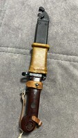 Ak 47, és egy magyar bajonett