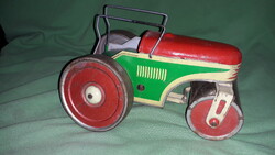 Antik VEB PATENT-LINEOL fém óraműves úthenger NEM TESZTELT 4 x 10 x 8 cm képek szerint