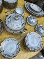 69pcs! Gold plated dinnerware set with lots of accessories