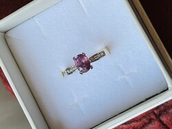 Pink / rózsaszínű természetes zafír arany gyűrű (53as méret)