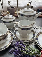 Régi apróvirágos girlandos díszítésű MCP (Maier & Co.) márkájú, cseh porcelán 4 szem. teáskészlet