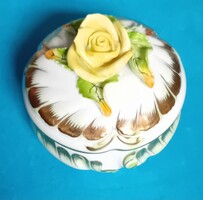 Herendi bonbonier Viktória mintával , rózsafogóval , jubileumi márkajelzés