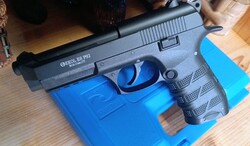 Talán a legerősebb Co2 légpisztoly Beretta 92 stílusú