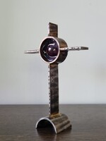 Brutalista (Taizéi szerzetes) kereszt,  mélybordó olvasztott üvegbetéttel , jelzett kézműves tárgy