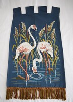 Flamingo mintás hímzett fali szőnyeg , falikárpit szecesszió korabeli régi kézimunka 100x59cm+rojt