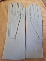 Világosszürke, női sztreccs műszálas kicsit bélelt, hosszabb szárú kesztyű, 7-es méretű