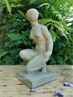 R. Kiss Lenke jelzett kerámia női akt