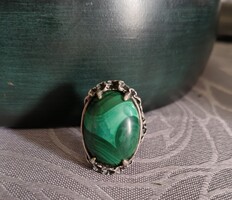 Ezüst gyűrű / malachit
