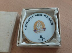 Hollóházi porcelán plakett Debreceni Dózsa Alkotmány Kupa 1973.