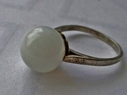 Szép nagy fehér ásványköves? ezüst gyűrű