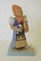 Szécsi Jolán kerámia figura A336