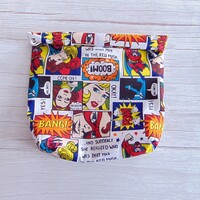 Roll-top uzsonnás tasak / színes képregény mintás