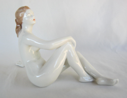 Hollóházi porcelán női akt