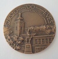 Ritka! Szentirmai Zoltán : Szikszó  700  Éves 1280 - 1980 Szikszó çímerével bronz emlékérem  plakett