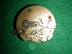 8 napos óra szerkezet