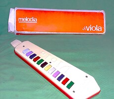 Régi német GDR -DDR -MELODIA VIOLA - DOBOZÁVAL GYÁRI ÁLLAPOTBAN a képek szerint