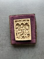 Diptichon szárnyak - A háromkirályok imádása  Iparművészeti múzeum Fémművesség Gyűjtemény- másolat